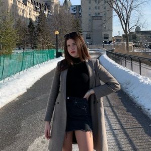 Meet your Posher, Chloe